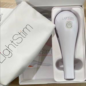 LightStim for wrinkles -READ